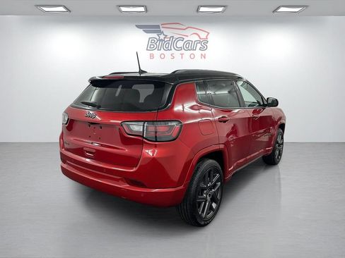 Used 2024 Jeep Compass Limited w/ High Altitude Package AWD/4WD image 4