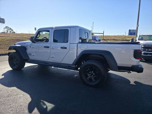 Used 2022 Jeep Gladiator Mojave w/ LED Lighting Group image 7