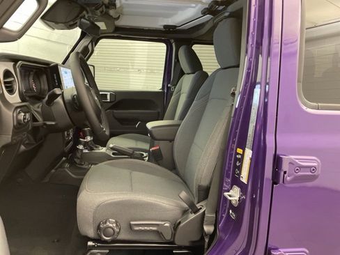 New 2026 Jeep Gladiator Sport image 14