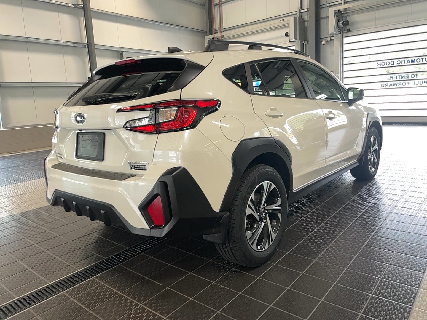 Used 2024 Subaru Crosstrek 2.0i Premium AWD/4WD image 9