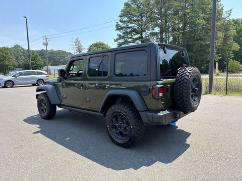 Used 2023 Jeep Wrangler Unlimited w/ Cold Weather Group AWD/4WD image 11