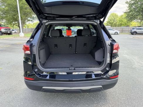 Used 2024 Chevrolet Equinox LT FWD image 12