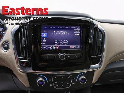Used 2023 Chevrolet Traverse LS FWD image 11