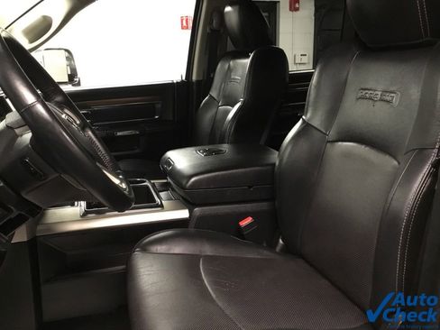 Used 2015 RAM 1500 Laramie w/ Convenience Group image 28