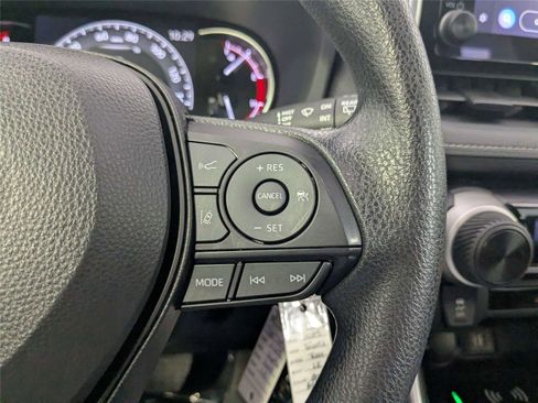 Certified 2025 Toyota RAV4 LE FWD image 18