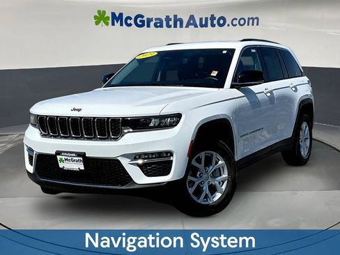 Used 2023 Jeep Grand Cherokee Limited AWD/4WD image 3