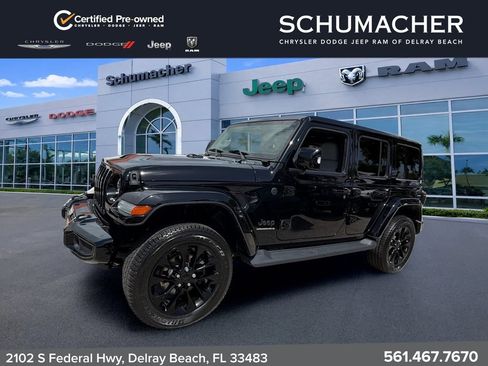 Used 2023 Jeep Wrangler Unlimited Sahara AWD/4WD image 3
