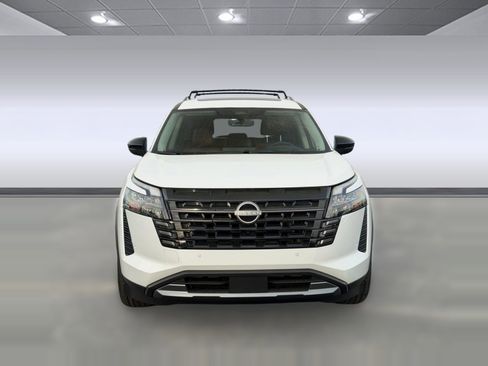 New 2026 Nissan Pathfinder Platinum AWD/4WD image 6