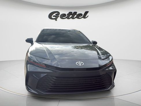 Used 2025 Toyota Camry LE w/ Convenience Package FWD image 8
