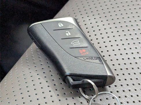 Used 2020 Lexus GX 460 Luxury w/ Accessory Package image 24