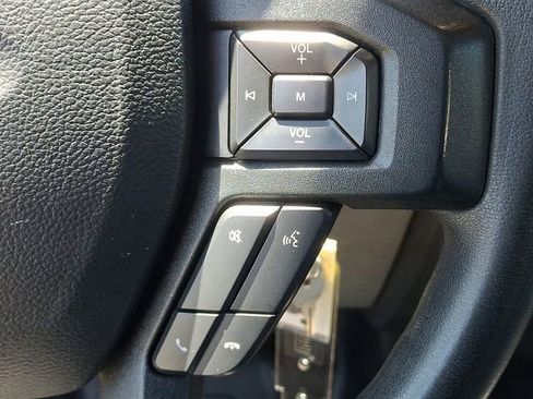 Used 2018 Ford F550 2WD Regular Cab Super Duty image 15