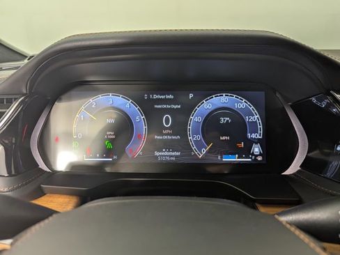 Used 2023 Jeep Grand Cherokee L Summit image 13