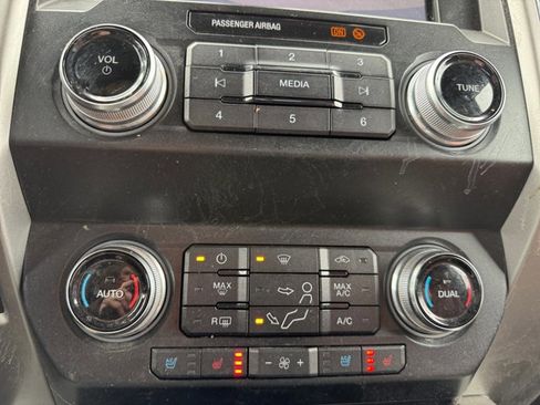 Used 2019 Ford F250 King Ranch w/ Snow Plow Prep Package image 27