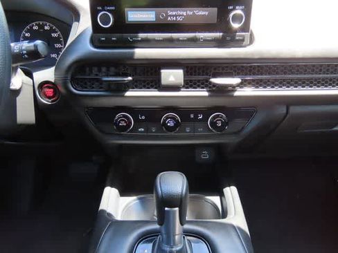 Used 2024 Honda HR-V LX image 20