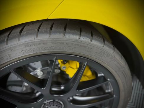Certified 2024 Porsche 718 Boxster Spyder RS RWD image 18