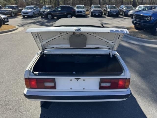 Used 1992 BMW 325i Convertible RWD image 16