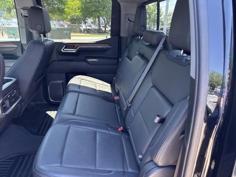 Used 2023 GMC Sierra 1500 Denali w/ Denali Reserve Package AWD/4WD image 14