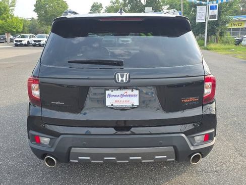 Used 2022 Honda Passport TrailSport image 4