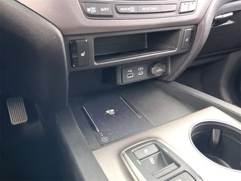 Certified 2025 Honda Ridgeline RTL image 28