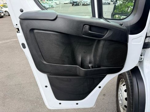Used 2023 RAM ProMaster 2500 FWD image 12