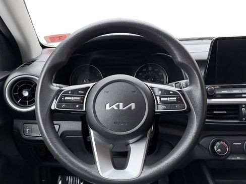 Used 2024 Kia Forte LXS image 12