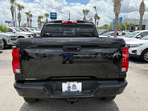 New 2026 Chevrolet Colorado ZR2 w/ Off-Road Front Bumper Package AWD/4WD image 6