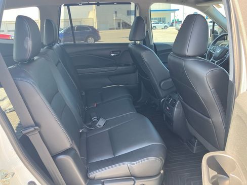 Used 2021 Honda Pilot Special Edition image 32