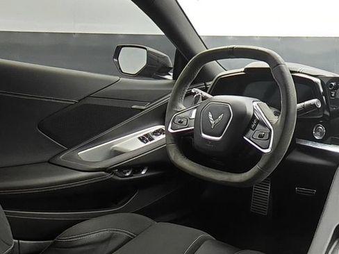Used 2023 Chevrolet Corvette Stingray Coupe w/ Z51 Performance Package RWD image 18