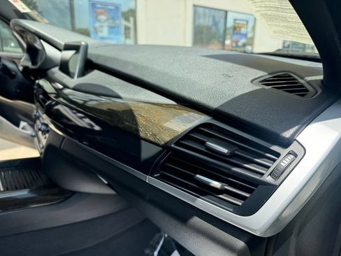 Used 2018 BMW X5 sDrive35i RWD image 19