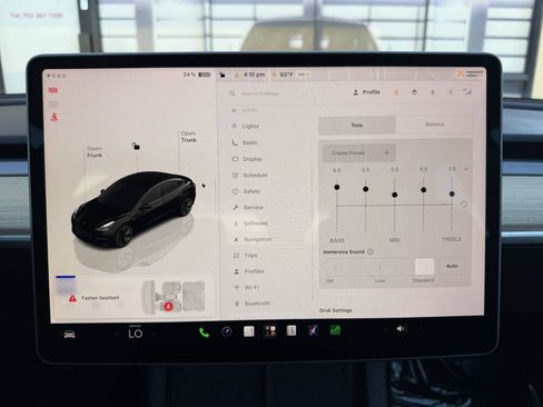Used 2023 Tesla Model 3 Standard Range RWD image 17