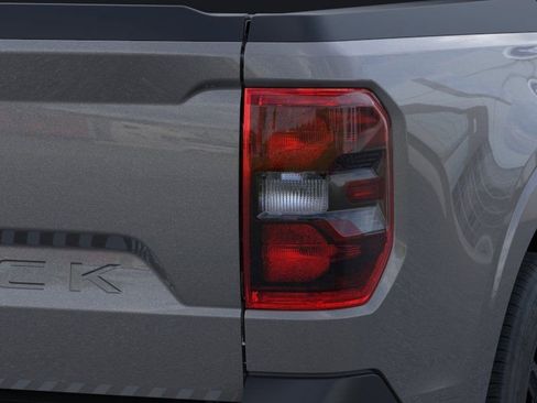 New 2026 Ford Maverick Lariat image 16