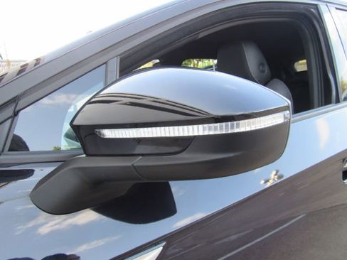 Used 2023 Volkswagen ID.4 S image 16