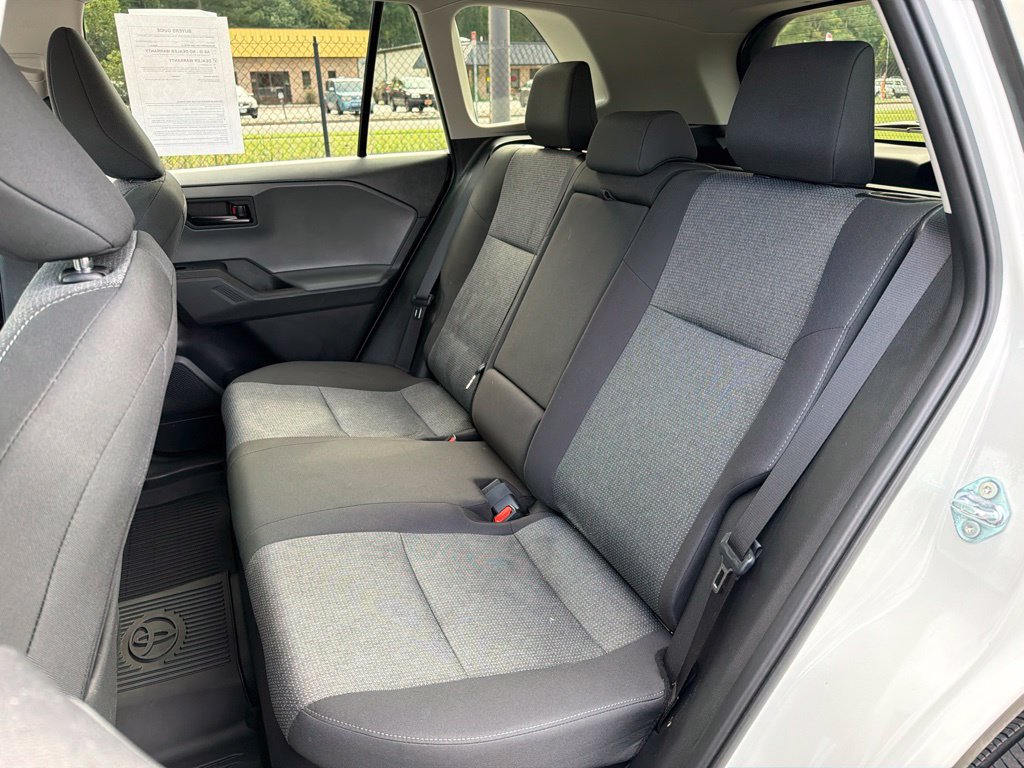 Used 2026 Toyota RAV4 LE AWD/4WD image 19