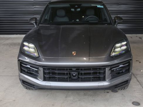 New 2025 Porsche Cayenne S image 11