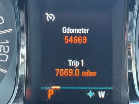 Used 2010 Buick LaCrosse CXS w/ Touring Package image 21