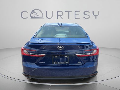 Used 2026 Toyota Camry SE FWD image 4