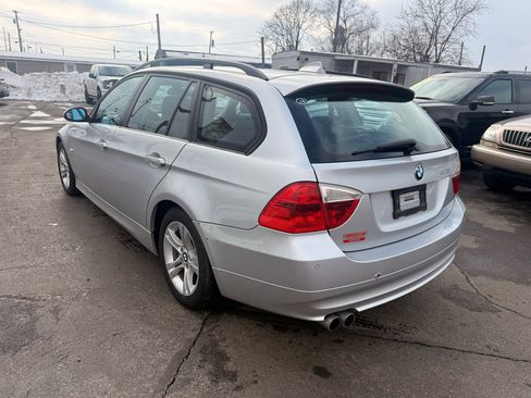 Used 2008 BMW 328i Wagon image 4