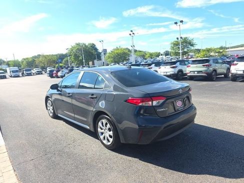 Used 2026 Toyota Corolla LE FWD image 4