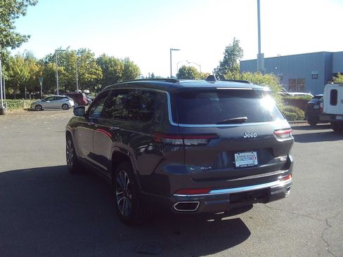 Used 2022 Jeep Grand Cherokee L Overland AWD/4WD image 3