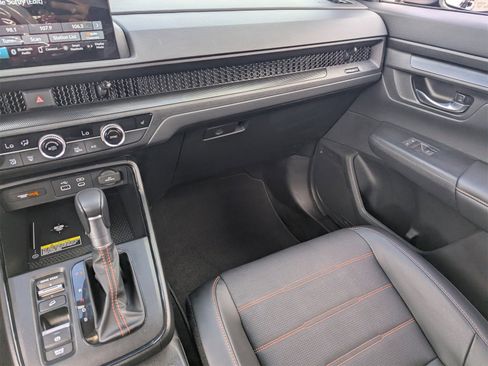 Used 2025 Honda CR-V Sport-L image 18