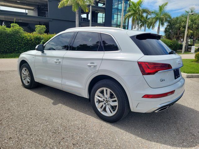 Used 2022 Audi Q5 2.0T Premium AWD/4WD image 5