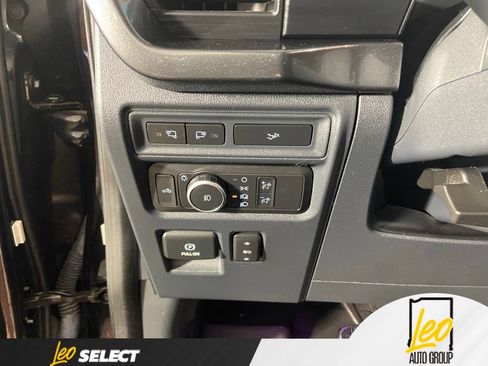 Used 2022 Ford F150 XLT w/ Equipment Group 302A High AWD/4WD image 12