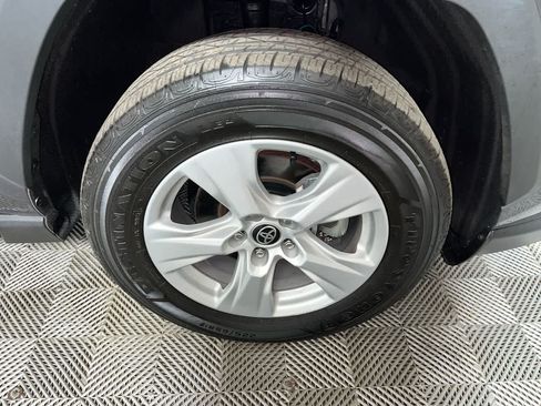 Used 2023 Toyota RAV4 XLE AWD/4WD image 10