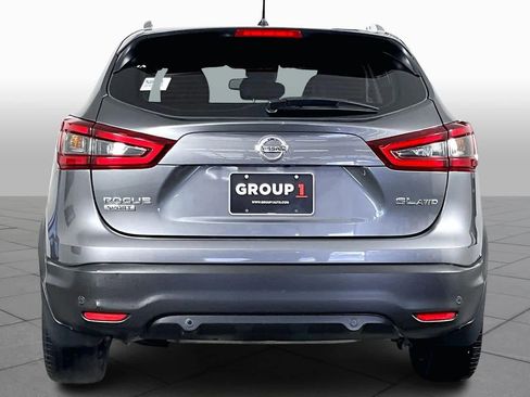 Used 2021 Nissan Rogue Sport SL w/ Premium Package image 5