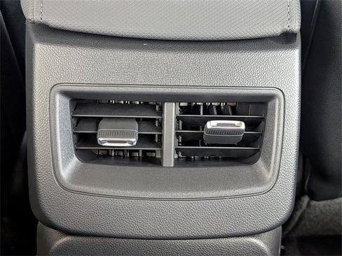 New 2026 Chevrolet Equinox EV LT image 16