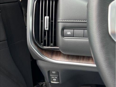 Used 2025 Nissan Armada Platinum AWD/4WD image 20