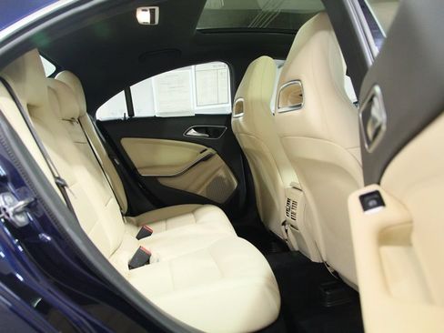 Used 2018 Mercedes-Benz CLA 250 4MATIC image 23