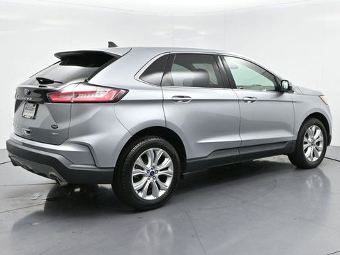 Used 2022 Ford Edge Titanium AWD/4WD image 7