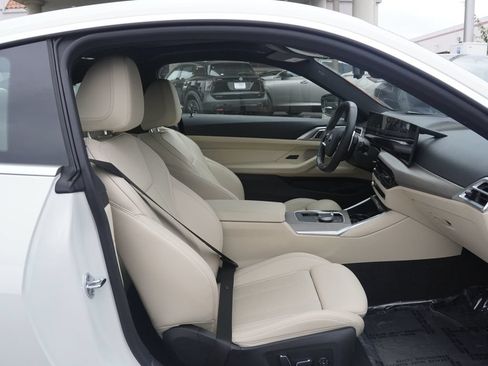 Used 2025 BMW 430i Coupe w/ Premium Package RWD image 20