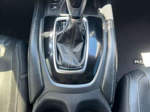 Used 2019 Nissan Rogue SL image 21